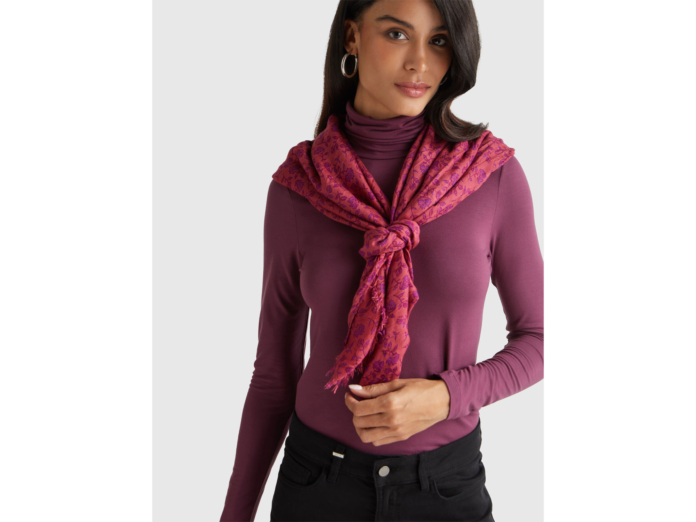 SCARF Women image number 2